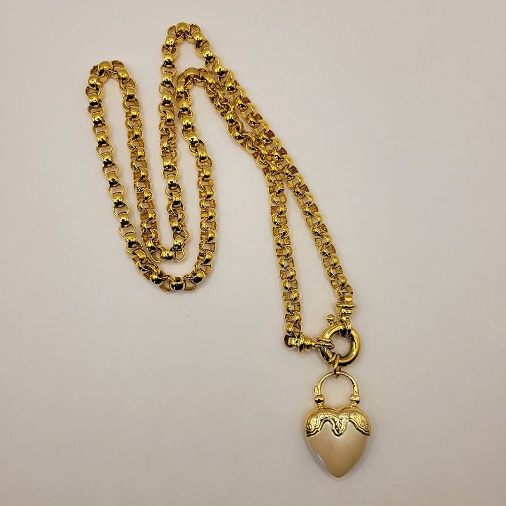 Joan Rivers Signed Heart Charm Pendant On Chunky Goldtone Rolo Chain Vintage